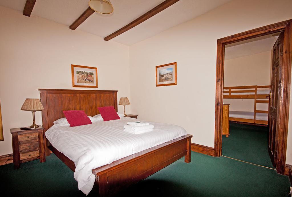 The White Hart Hotel Menheniot Pokoj fotografie